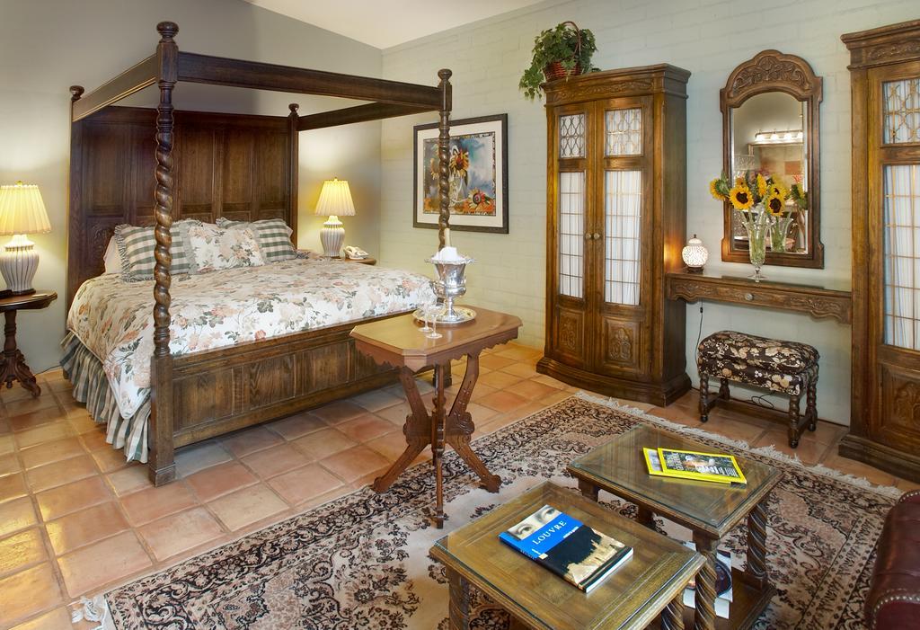 Cactus Cove Bed And Breakfast Inn Tucson Room photo