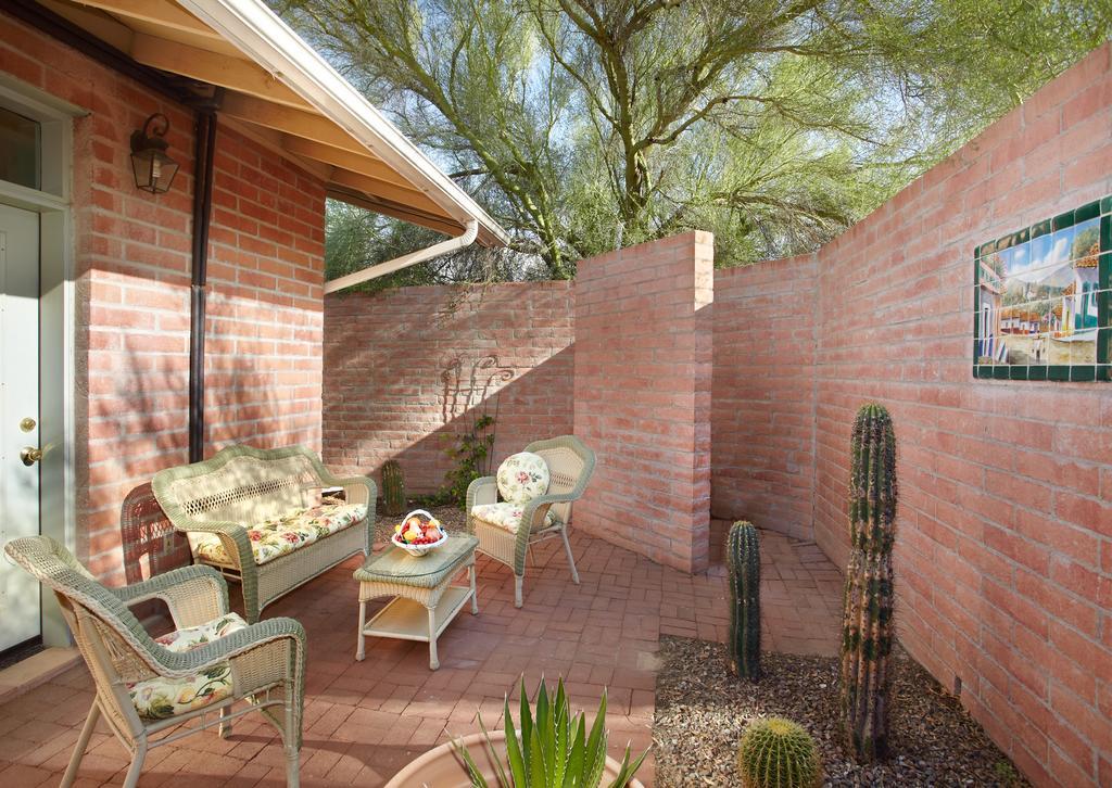 Cactus Cove Bed And Breakfast Inn Tucson Room photo